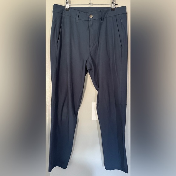 Men's Lululemon Commission Relaxed Pants - Picture 3 of 7